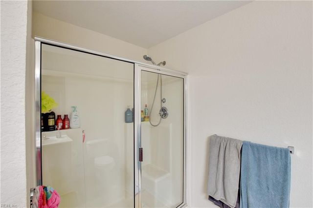 5268 Jones LN, Chesapeake, VA 23320