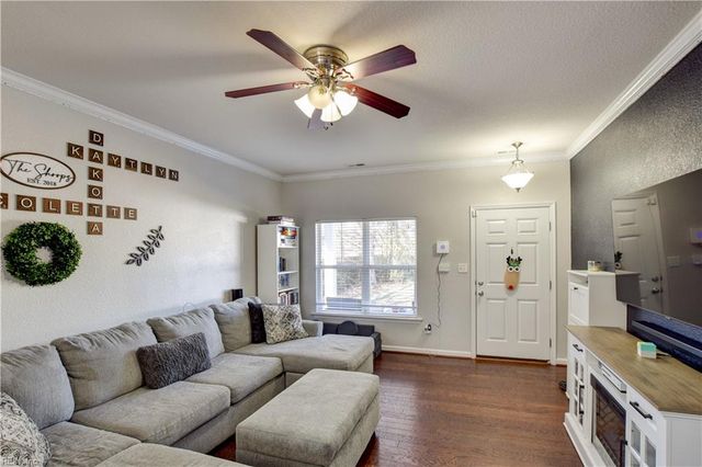 5268 Jones LN, Chesapeake, VA 23320