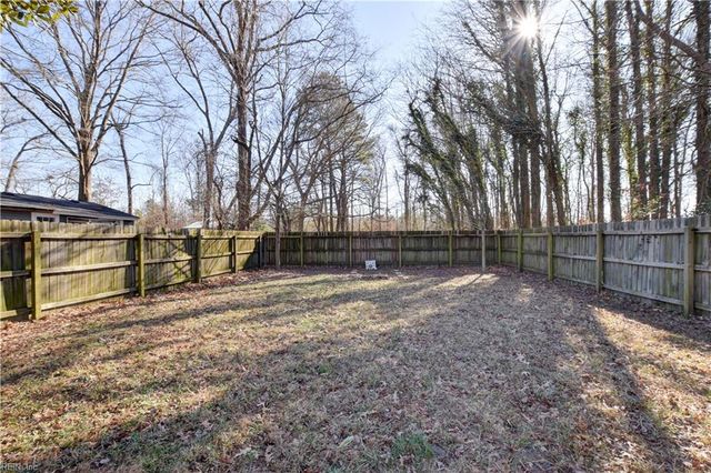 5268 Jones LN, Chesapeake, VA 23320