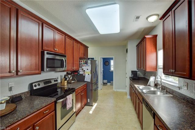 5268 Jones LN, Chesapeake, VA 23320