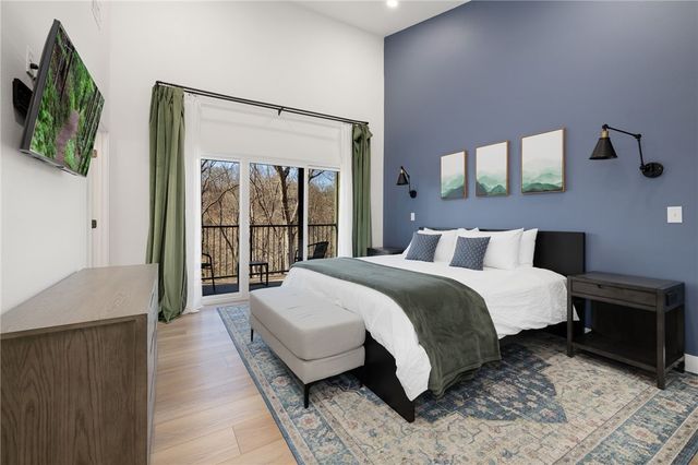 12 Manchester Drive, Bella Vista, AR 72714