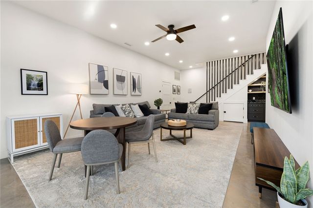 12 Manchester Drive, Bella Vista, AR 72714