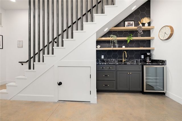 12 Manchester Drive, Bella Vista, AR 72714