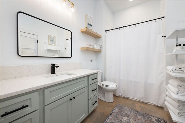 12 Manchester Drive, Bella Vista, AR 72714