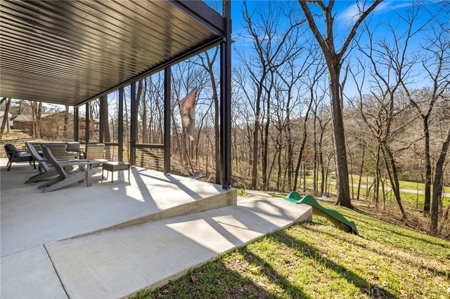 12 Manchester Drive, Bella Vista, AR 72714