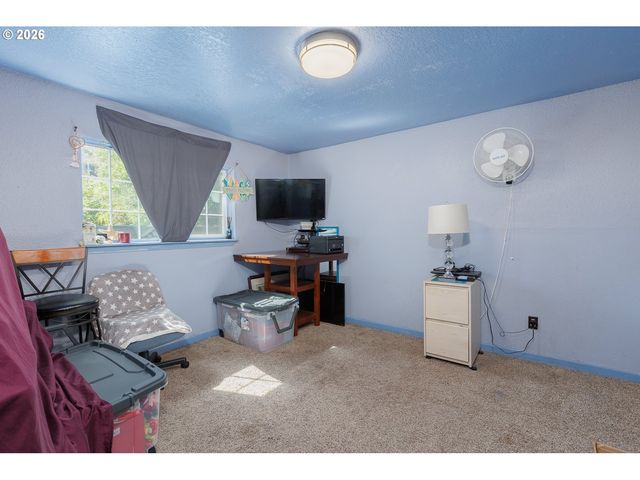 5053 Ne 50TH St, Neotsu, OR 97364