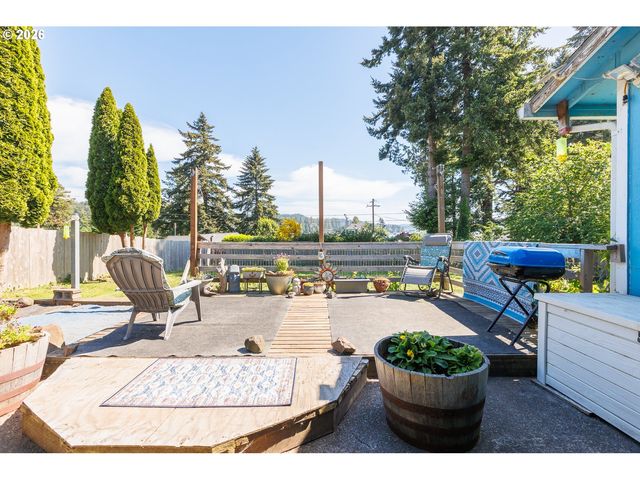 5053 Ne 50TH St, Neotsu, OR 97364