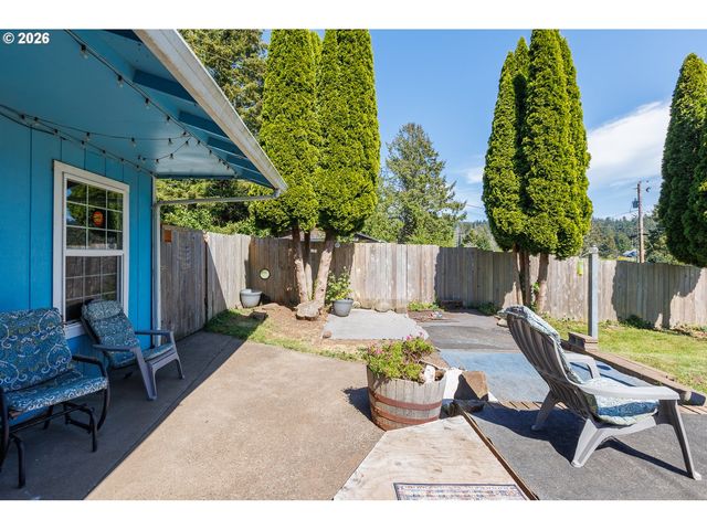 5053 Ne 50TH St, Neotsu, OR 97364
