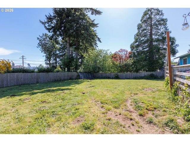 5053 Ne 50TH St, Neotsu, OR 97364