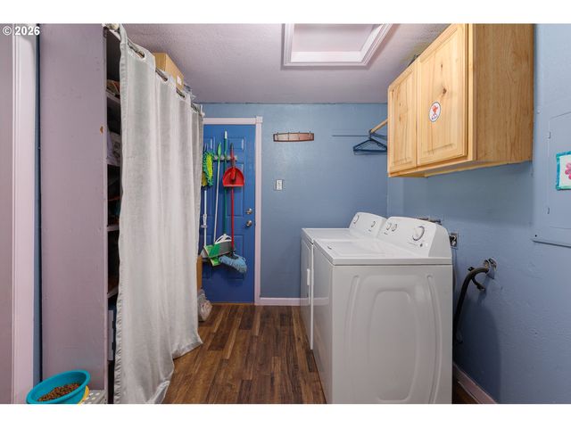 5053 Ne 50TH St, Neotsu, OR 97364