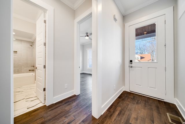 2509B Scovel St, Nashville, TN 37208