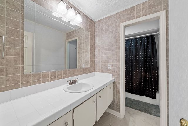 405 Raintree Pl, Hermitage, TN 37076