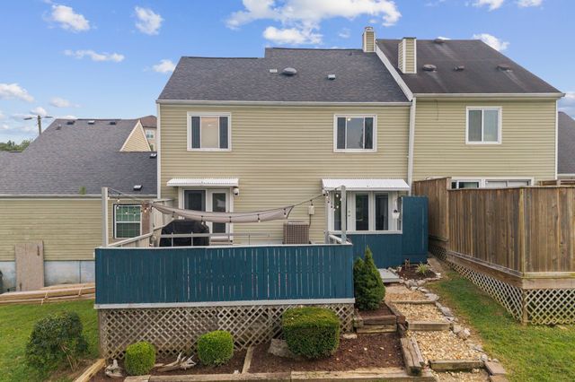 405 Raintree Pl, Hermitage, TN 37076