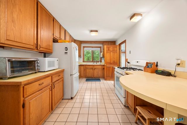 930 Spindle Hill Road and Bound Line Road, Wolcott, CT 06716