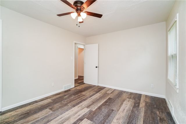 219 Maple Dr, Monroeville, PA 15146