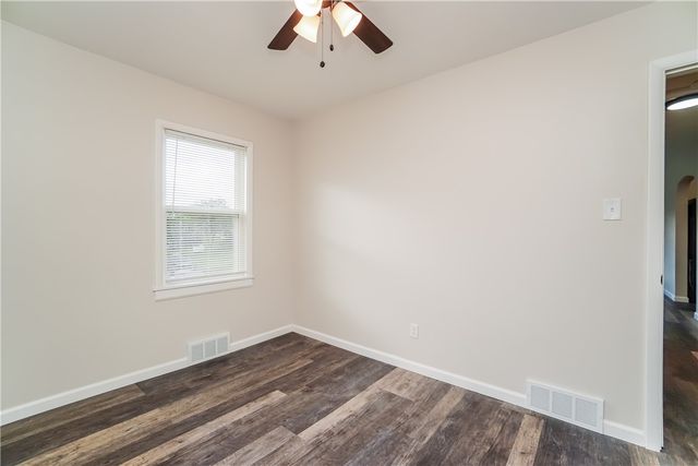 219 Maple Dr, Monroeville, PA 15146