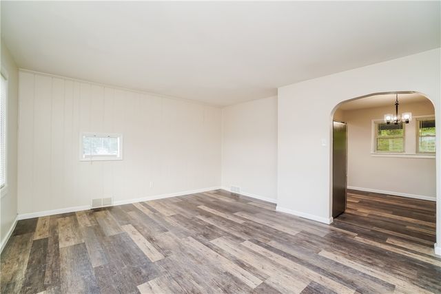 219 Maple Dr, Monroeville, PA 15146