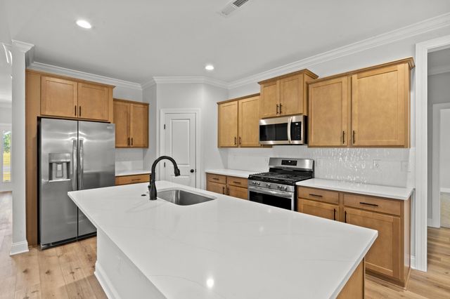 163 Three Oak Ln., Conway, SC 29526