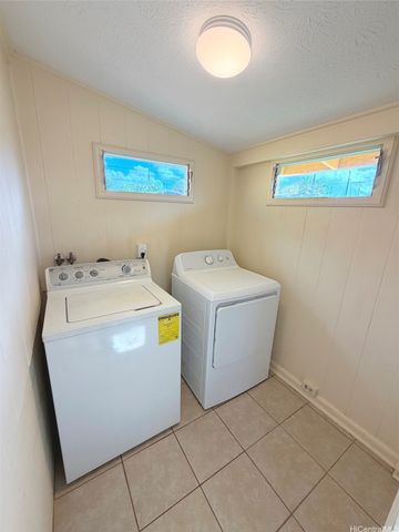 1468 Noelani Street, Pearl City, HI 96782