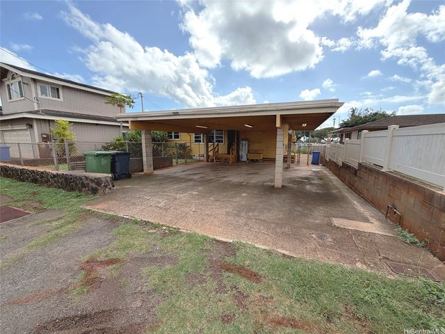 1468 Noelani Street, Pearl City, HI 96782
