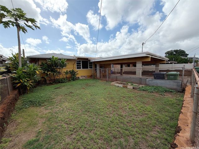 1468 Noelani Street, Pearl City, HI 96782