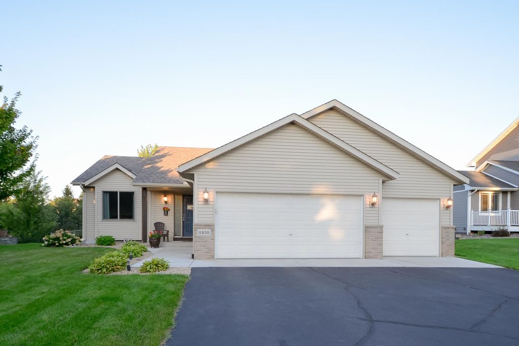 8108 Padgett Avenue NE, Otsego, MN 55330
