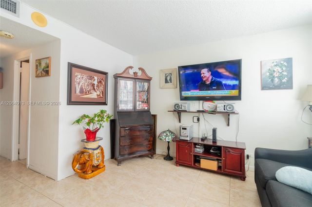 251 174th Street 808, Sunny Isles Beach, FL 33160