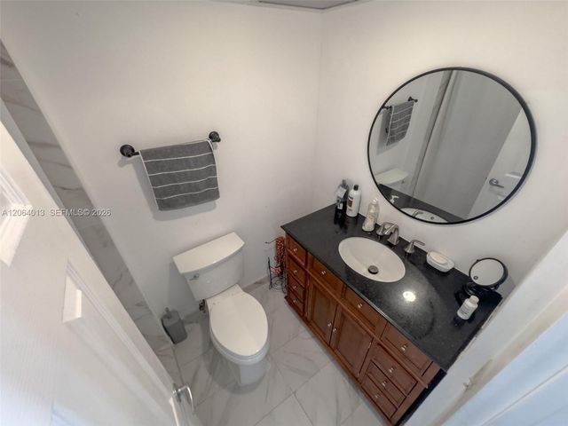 251 174th Street 808, Sunny Isles Beach, FL 33160