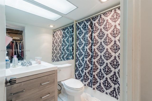 251 174th Street 808, Sunny Isles Beach, FL 33160