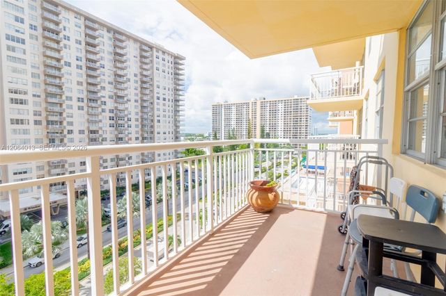 251 174th Street 808, Sunny Isles Beach, FL 33160