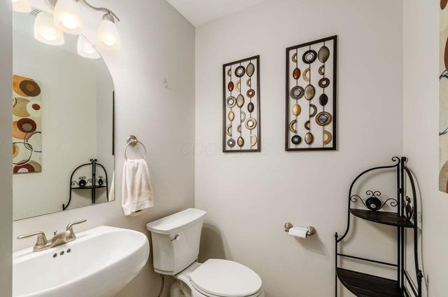 2412 Birch Bark Trail, Grove City, OH 43123