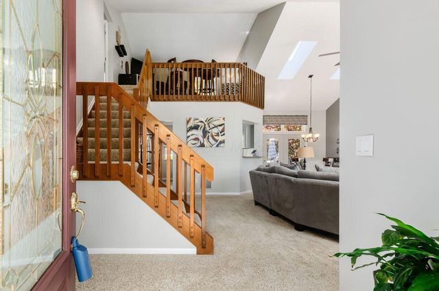 2412 Birch Bark Trail, Grove City, OH 43123