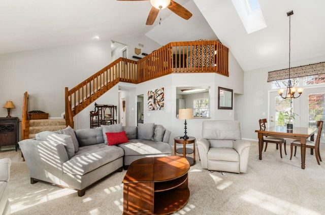 2412 Birch Bark Trail, Grove City, OH 43123