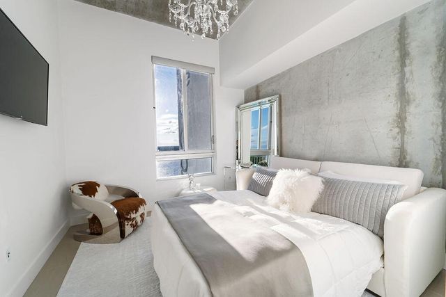 300 S Australian Avenue 1608, West Palm Beach, FL 33401