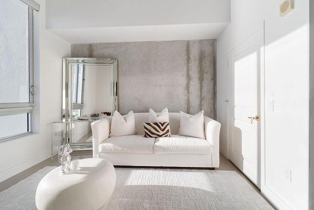 300 S Australian Avenue 1608, West Palm Beach, FL 33401