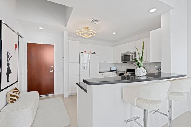 300 S Australian Avenue 1608, West Palm Beach, FL 33401