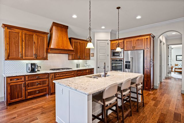 8501 Kingsley Circle, Granbury, TX 76049