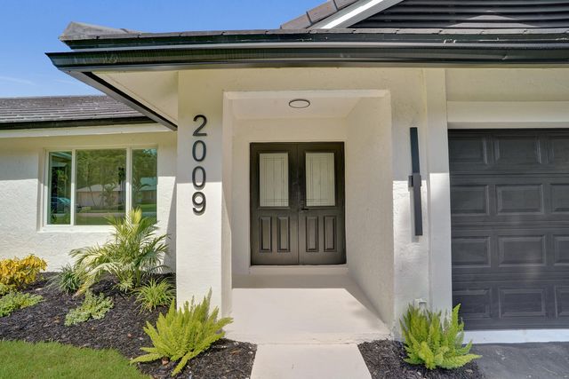 2009 SW 36TH Avenue, Delray Beach, FL 33445