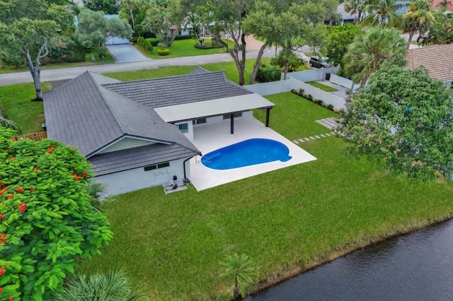 2009 SW 36TH Avenue, Delray Beach, FL 33445
