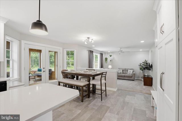 216 JUNIPER DR, Lancaster, PA 17602