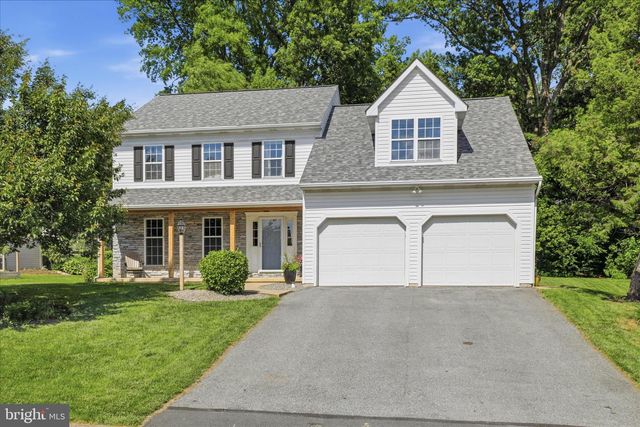 216 JUNIPER DR, Lancaster, PA 17602