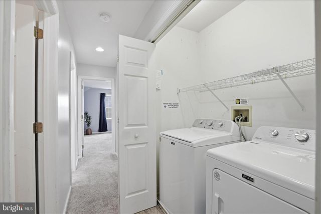 216 JUNIPER DR, Lancaster, PA 17602