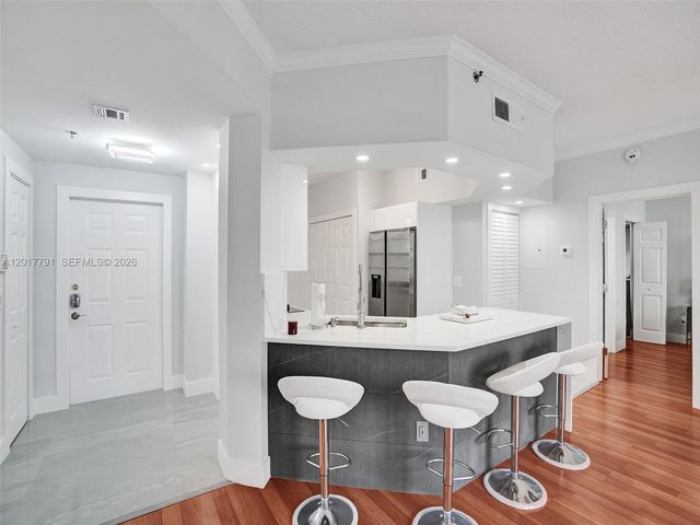 3245 NE 184th Street 13305, Aventura, FL 33160