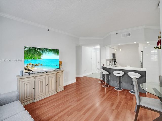 3245 NE 184th Street 13305, Aventura, FL 33160