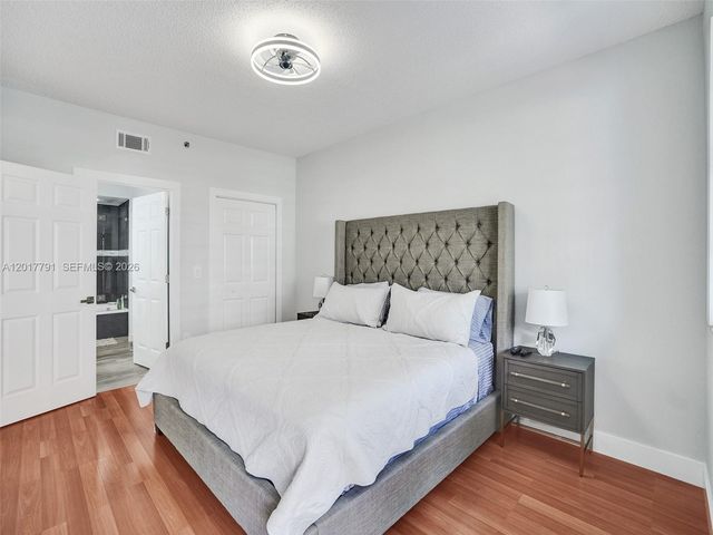 3245 NE 184th Street 13305, Aventura, FL 33160