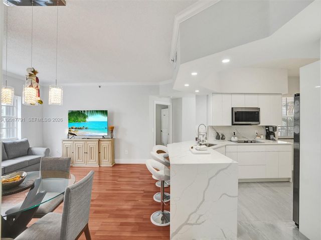 3245 NE 184th Street 13305, Aventura, FL 33160