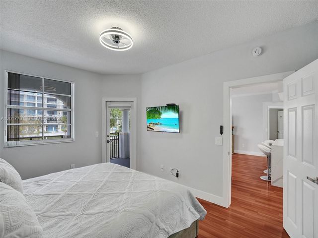 3245 NE 184th Street 13305, Aventura, FL 33160