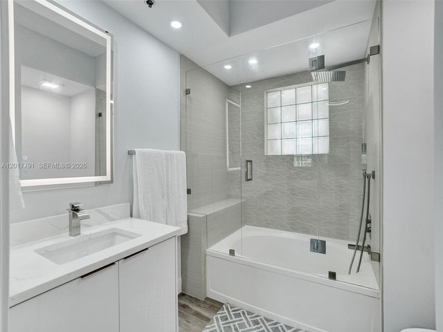 3245 NE 184th Street 13305, Aventura, FL 33160