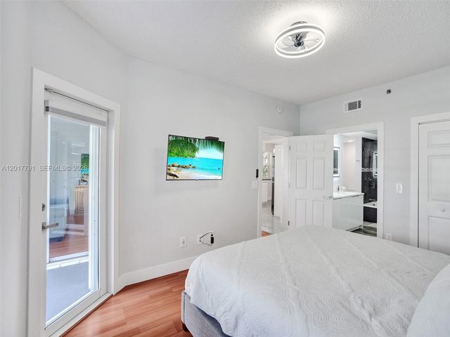 3245 NE 184th Street 13305, Aventura, FL 33160