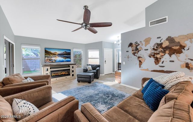 4834 E MOSSMAN Road, Phoenix, AZ 85054